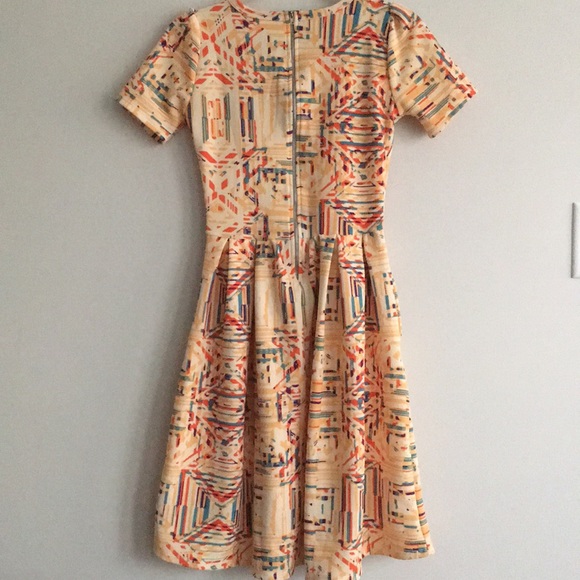 LuLaRoe Amelia Abstract Fit & flare dress XS - Picture 7 of 8
